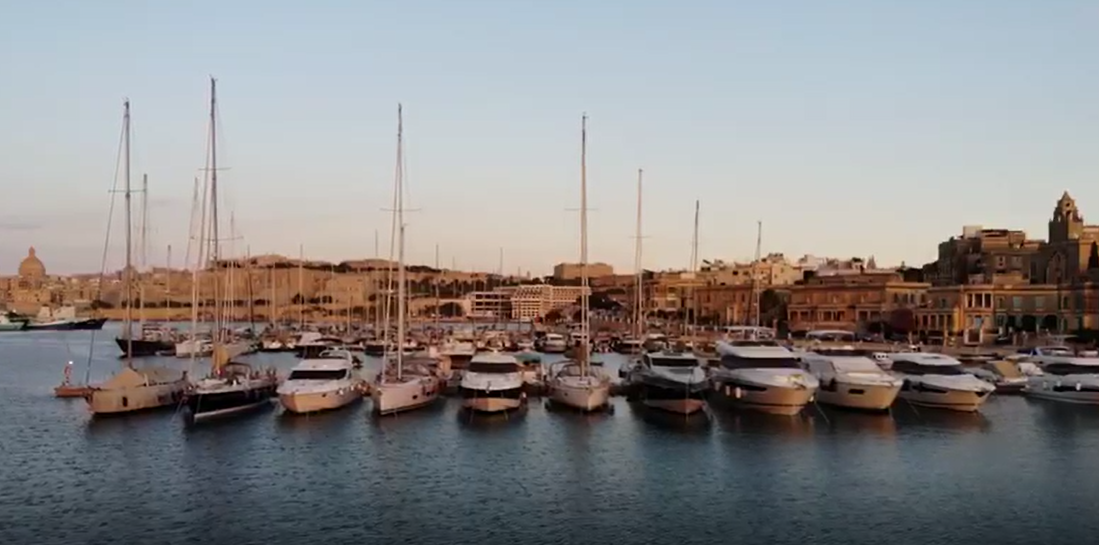 Gardens Yacht Marina Installs First Breakwater Floating Pontoon